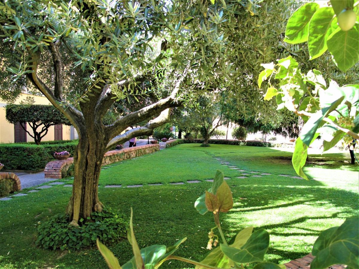 Duchi Di Castro Chic Apartment Rome Bagian luar foto