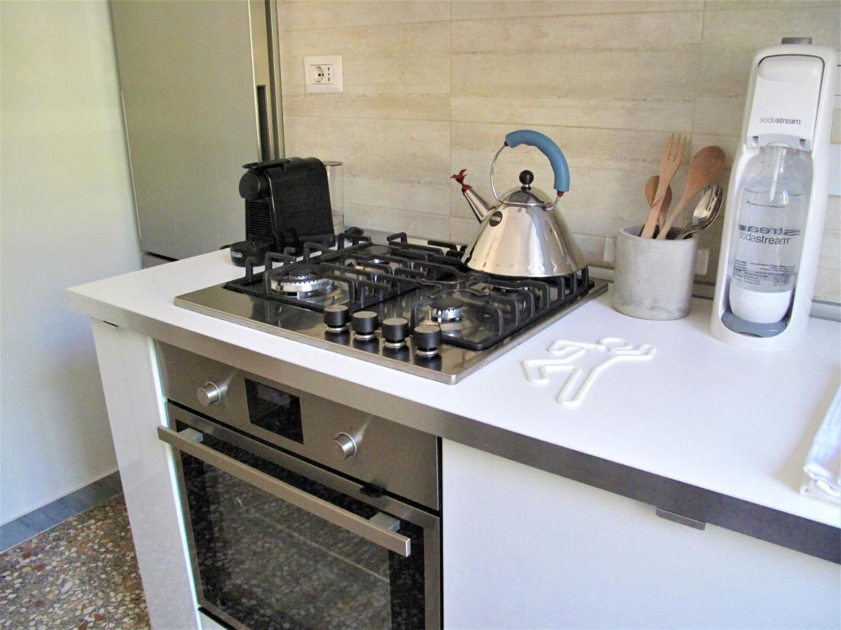 Duchi Di Castro Chic Apartment Rome Bagian luar foto