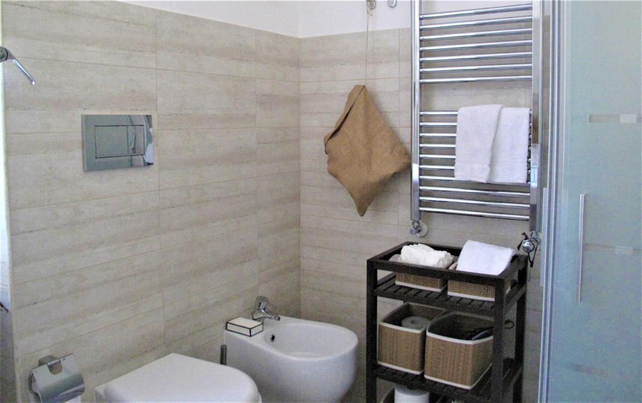 Duchi Di Castro Chic Apartment Rome Bagian luar foto